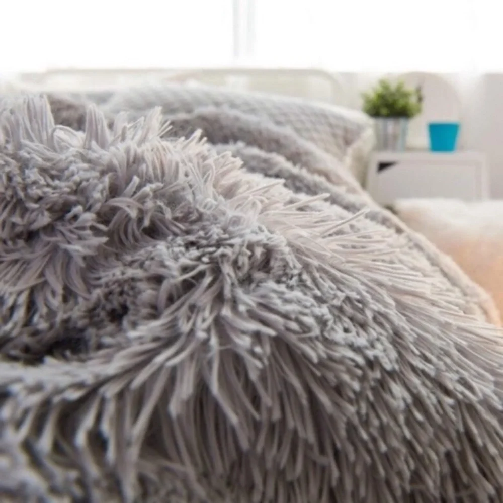 🎀Gray Velvet Faux Fur Duvet Cover Zipper New🎀